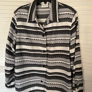 Black and white shirt /jacket